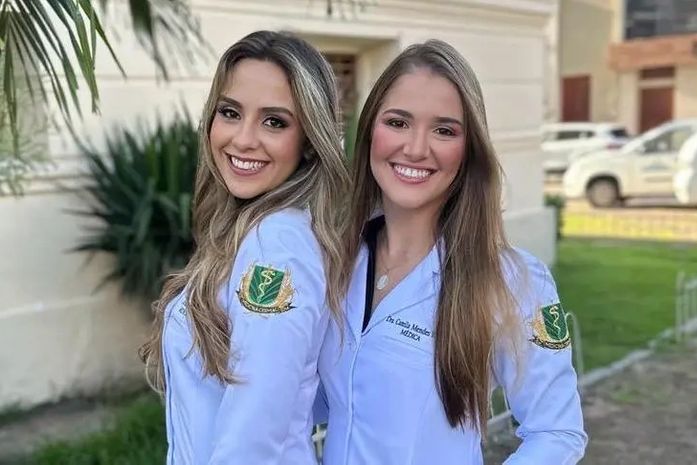 Letícia Perrelli e Camila Toledo