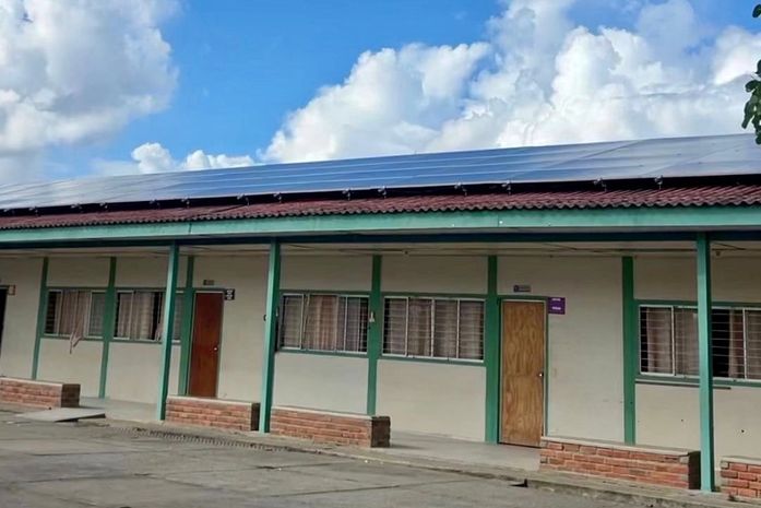 Prefeitura de Branquinha instala sistema de energia solar nas escolas