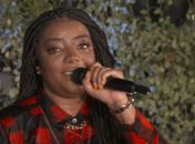 Em live, Ludmilla escorrega e cai na piscina: veja vídeo