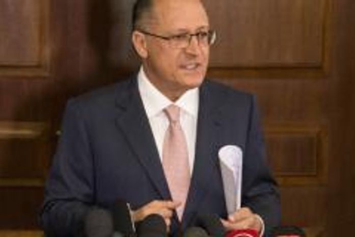 O governador Geraldo Alckmin anunciou o adiamento da reorganização escolar