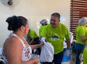 Prefeitura de São Miguel dos Campos distribui milhares de kits do “Semana Santa Sem Fome”