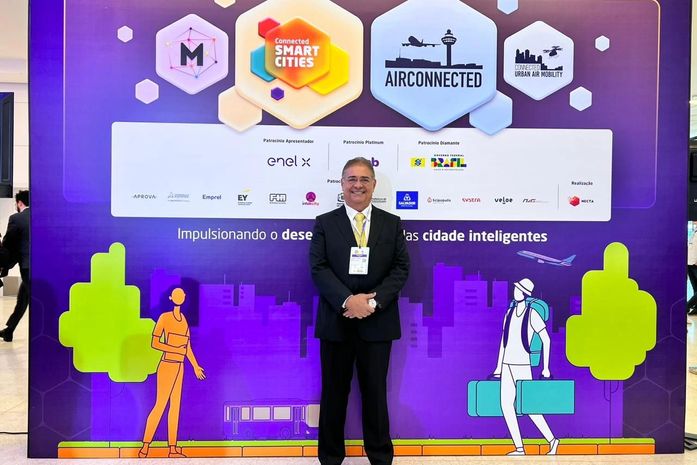 Prefeito representa São Miguel dos Campos em evento de Cidades Inteligentes