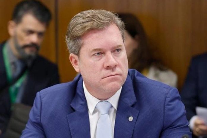 Marx Beltrão classifica como "absurda" decisão de Zanin sobre horário de votação e dispara: "superpoderes do STF precisam de freio urgente"