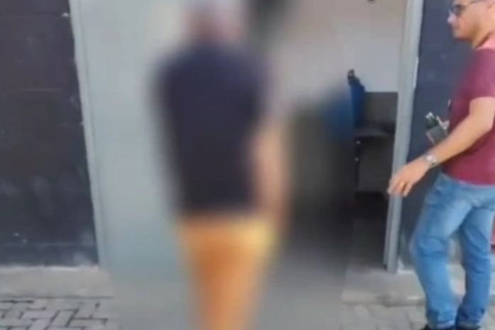 Idoso que criou site para expor imagens íntimas de ex-namorada é preso em prédio de luxo na Jatiúca