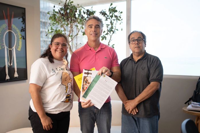 Rafael Brito assina compromisso com a Rede Nacional da Primeira Infância