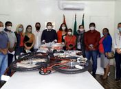 Conagreste entrega brindes de ação do Dia do Gari à Prefeitura de Palmeira dos Índios