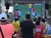 Brasil X Bélgica: telão da Copa reúne torcida na orla