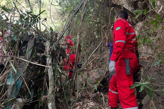 Tragédia na Serra da Barriga: jovem que sobreviveu ao acidente detalha momentos antes: 'foi menos de um minuto'