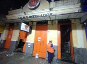 Defesa Civil interdita loja atingida por incêndio no Centro de Maceió e diz que não há risco de colapso