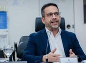 Dantas divulga data de pagamento da bonificação de R$ 51 milhões para servidores da Educação; veja