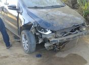 Criminoso colidiu o veículo com uma carroça de burro