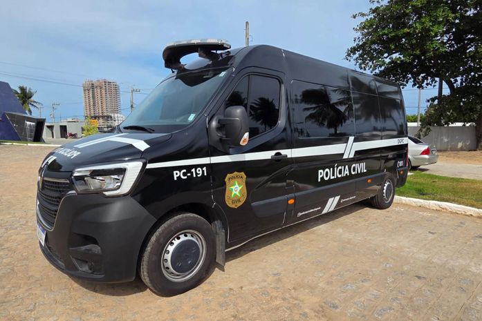 Polícia Civil leva Delegacia de Atendimento à Mulher Itinerante às prévias carnavalescas