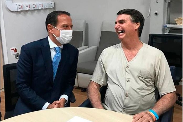 Bolsonaro recebe a visita do governador de São Paulo