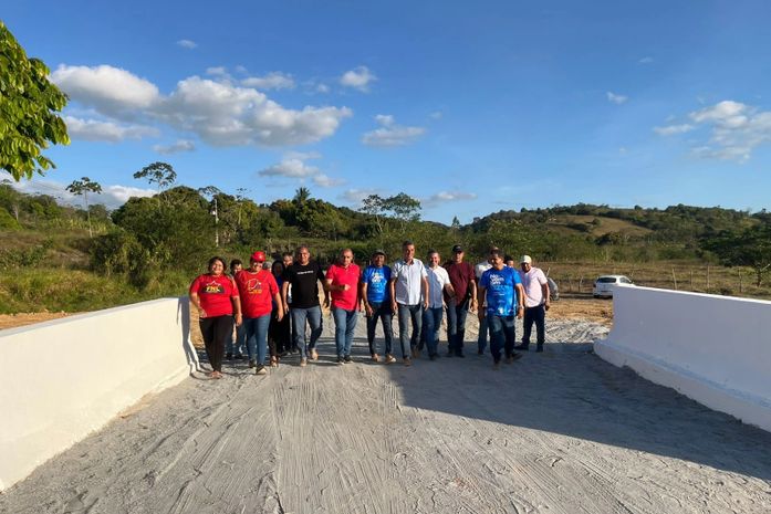 Prefeito de Branquinha inaugura ponte de acesso à zona rural