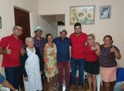 Deputado contraria decreto governamental e faz visitas sem máscaras a eleitores em Lagoa da Canoa