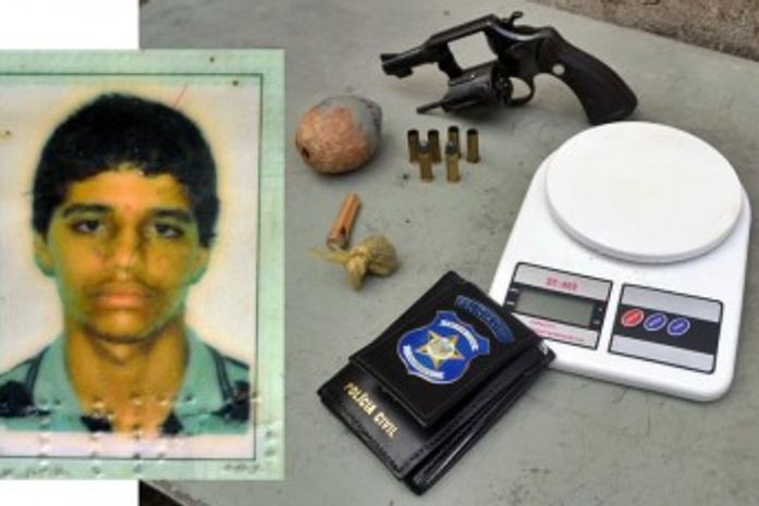 Jovem morre após troca de tiros com policiais