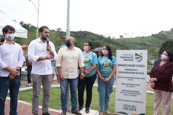 Prefeitura de Santana do Mundaú entrega Mirante à população