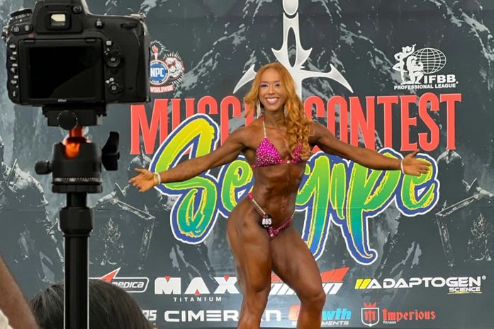 Atleta Alagoana de fisiculturismo da categoria Wellness, Nayane Azevedo tem mostrado sua garra e foco em seus objetivos