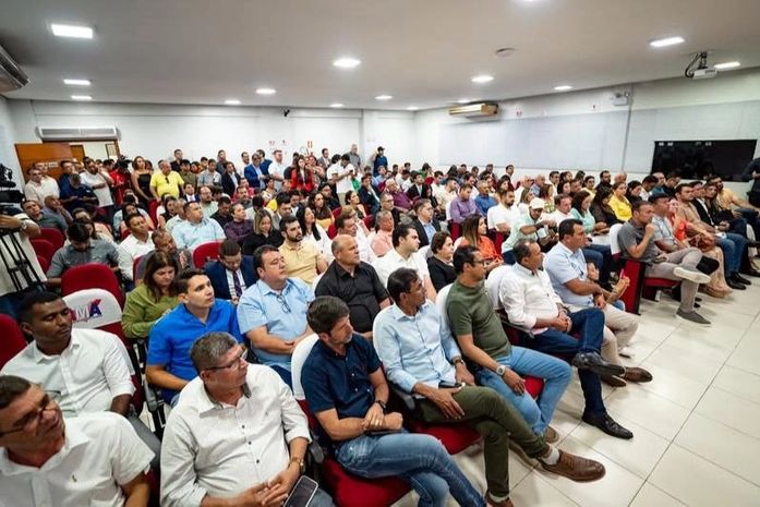 Ziane Costa destaca assuntos relevantes discutidos durante reunião na sede da AMA