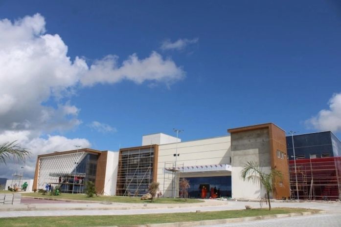 Hospital Regional da Mata será entregue para atendimento geral, afirma Renan Filho
