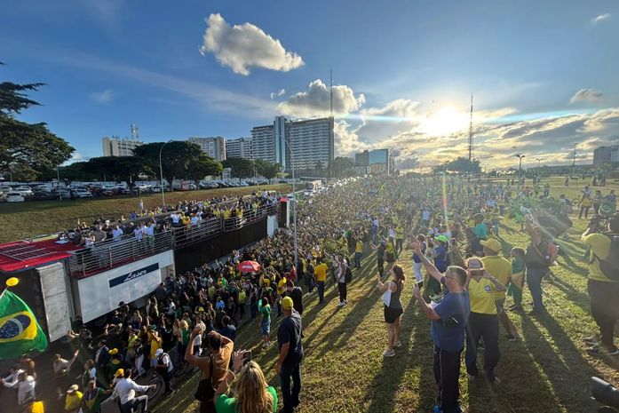 Golpismo e vadiagem em Brasília