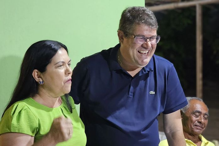 Ex-vereadora Ana Lúcia declara apoio à pré-candidatura de Dr. Cristhian em Feira Grande