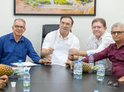 Prefeito Luciano Barbosa assina convênios com Unamaa e anuncia R$ 1,5 milhão para aquisição de alimentos a famílias de baixa renda