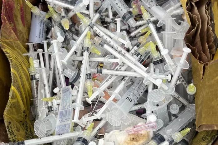 Falsa biomédica de clínica de área nobre em Maceió é indiciada por crime ambiental