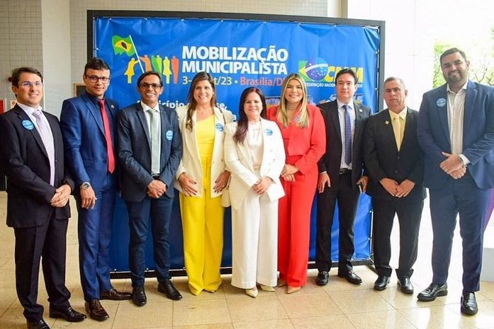 Prefeita Lívia Carla em Mobilização Municipalista: Compromisso com Barra de Santo Antônio