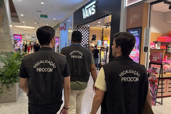 Procon Maceió orienta consumidores sobre compras seguras no final de ano