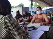 Hoje foi a vez de professores de Educação Especial/Sala de Recursos, Libras, Assistentes Sociais e Psicólogos entregarem os documentos. 