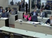 Teca Nelma é única parlamentar a votar contra aumento salarial dos vereadores em Maceió