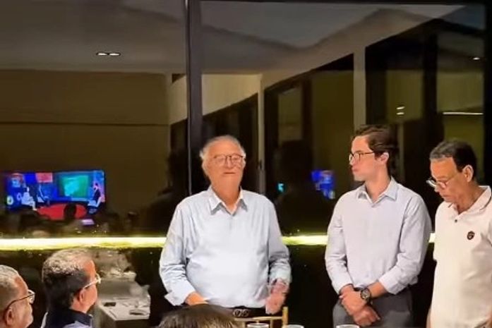 Pré-candidatos do DC pressionam por reunião com JHC