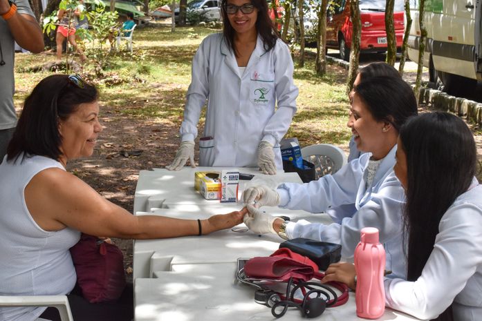 Serviços foram oferecidos durante programação especial.
