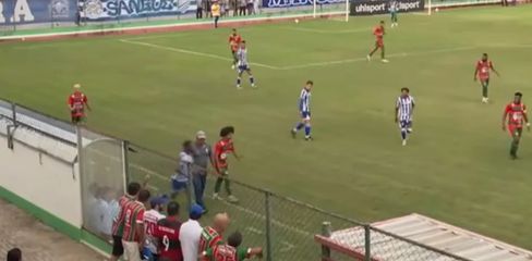 “Vai pra cozinha!”: jornalista e árbitras são alvos de ataques machistas em jogo entre CSE e CSA