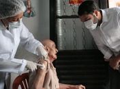 Prefeitura de Santana do Mundaú inicia vacinação em idosos com mais de 85 anos