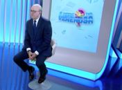 Record TV usa pela primeira vez na televisão brasileira holografia ao vivo e diária no estúdio
