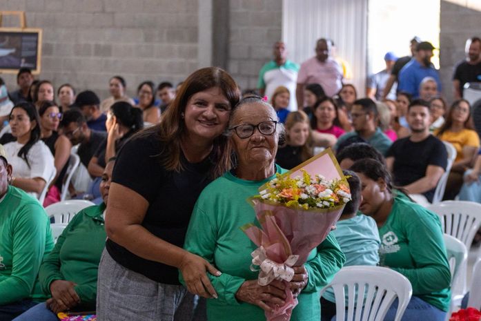 Ziane Costa, em comemoração aos 72 anos de Delmiro Gouveia, entrega uma das Centrais de Triagem mais modernas de Alagoas