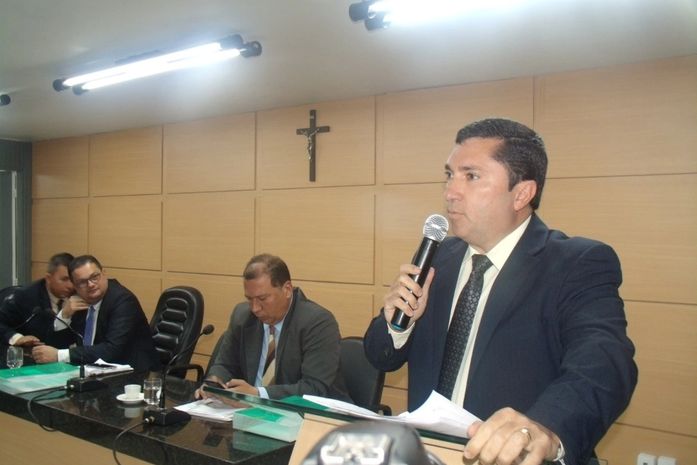 Rogério Nezinho faz um alerta para a secretaria mundicipal de Saúde para os casos de sarampo em Arapiraca