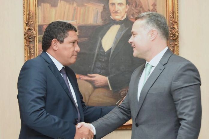 Prefeito Júlio Cezar defende novos investimentos em infraestrutura durante audiência com ministro Renan Filho