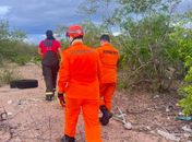 Bombeiros e PM buscam idoso que desapareceu em área de mata fechada, no Sertão 