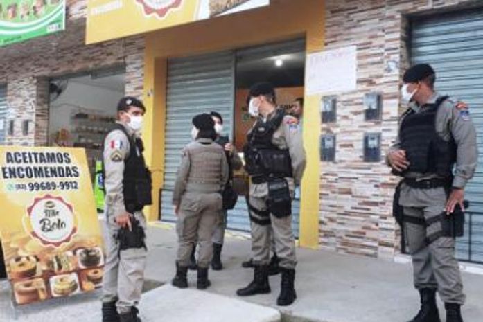 Na oportunidade, também foi averiguada a utilização de máscaras por parte dos clientes e funcionários das lojas