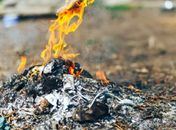 Queima irregular de entulho mobiliza PM e gera ocorrência por poluição ambiental