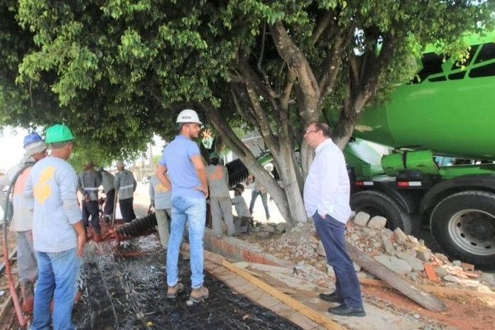 Prefeito Luciano acompanha avanço da segunda etapa da ciclovia do trabalhador