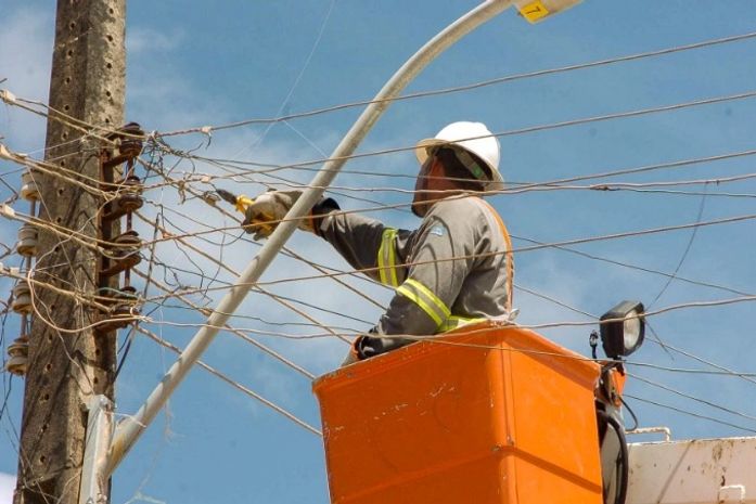 Equatorial vai interromper fornecimento de energia em cidades do agreste e sertão entre quarta e sexta-feira (31/01)