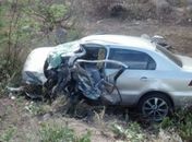 Jovem morre em acidente envolvendo carro e caminhão em Delmiro Gouveia