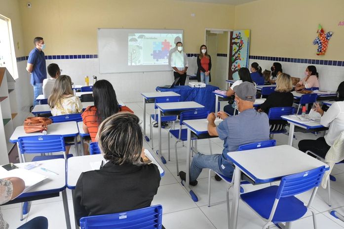 Educação de Anadia promove formação com profissionais dos 5º e 9º anos