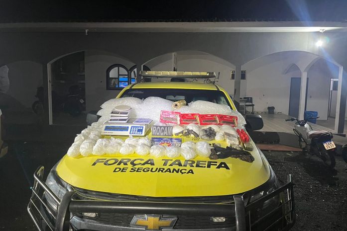 Vídeo: Refinaria de cocaína é descoberta e 13 kg da droga são apreendidos, no Agreste