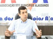 AMA acompanha calendário vacinal e se preocupa com falta de diálogo do Governo Federal