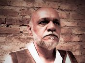 Ator alagoano se apresenta para seu público